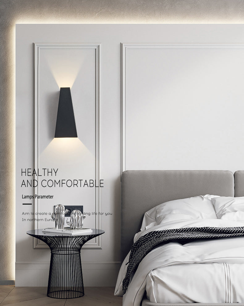 Modern Minimalist Style Geometric Up and Down LED Wall Sconce Metal Wall Light for Stairway