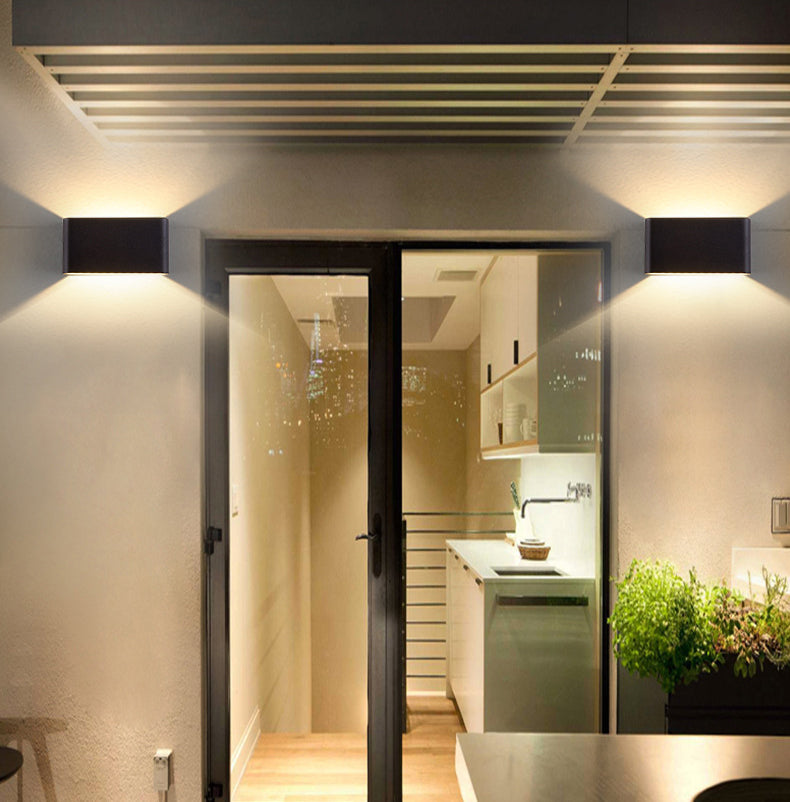 Modern Minimalist Style Wall Mounted Light Fixture Metal 2 Lights Wall Lights