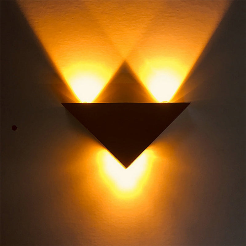 Sliver Brushed Aluminum Triangular Wall Lamp 3-Lights Creative Indoor Corridor Aisle LED Wall Mount Light