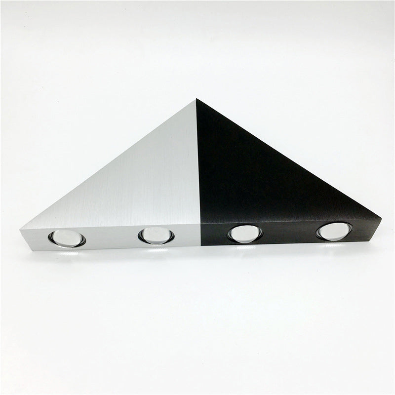 Lámpara de pared LED de aluminio triangular de aluminio de 9 "de ancho accesorio de iluminación decorativa interior en negro + blanco