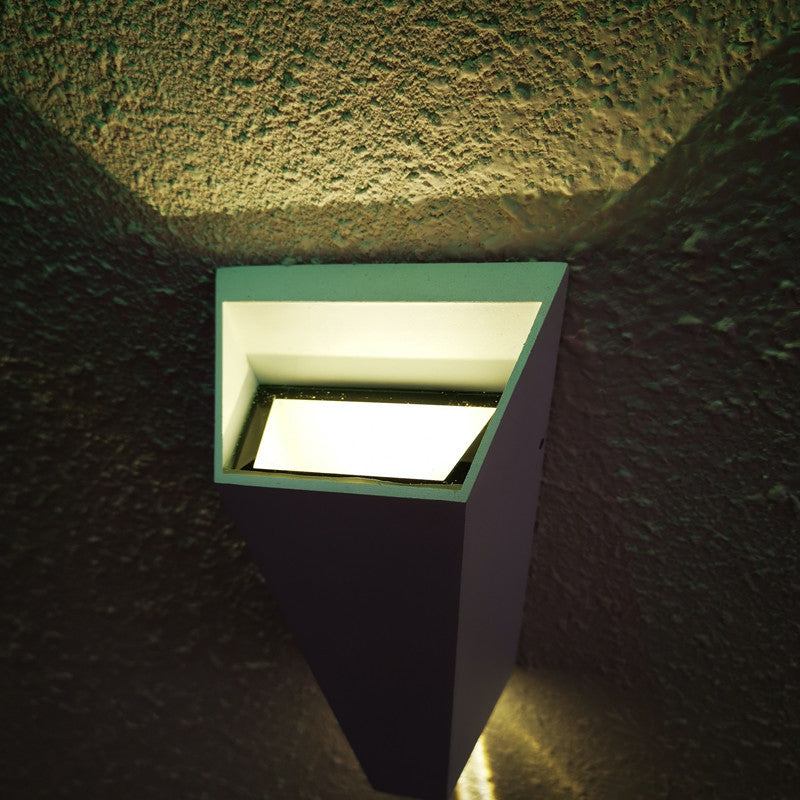 Lampe murale en métal géométrique simplicité moderne à 2 lumières extérieures, application murale imperméable pour le balcon de jardin