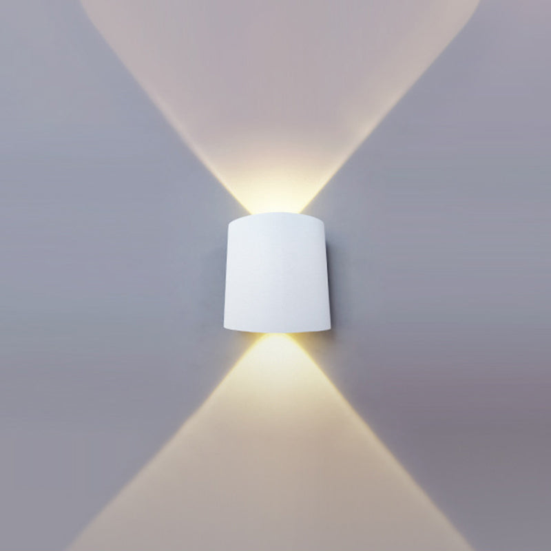 Moderner minimalistischer Stil nach oben und unten LED Wandleuchten Metallleuchten für Außenwand