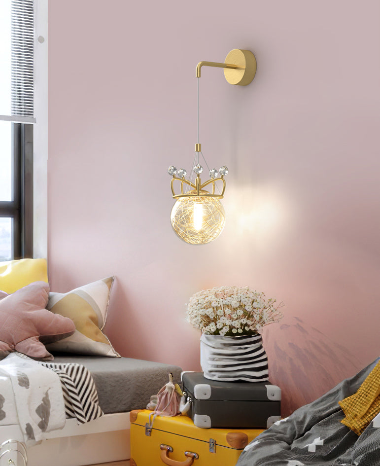 Decorative 1 Light Wall Lamp Globe Glass Hanging Wall Lamp in Brass Finish for Bedroom