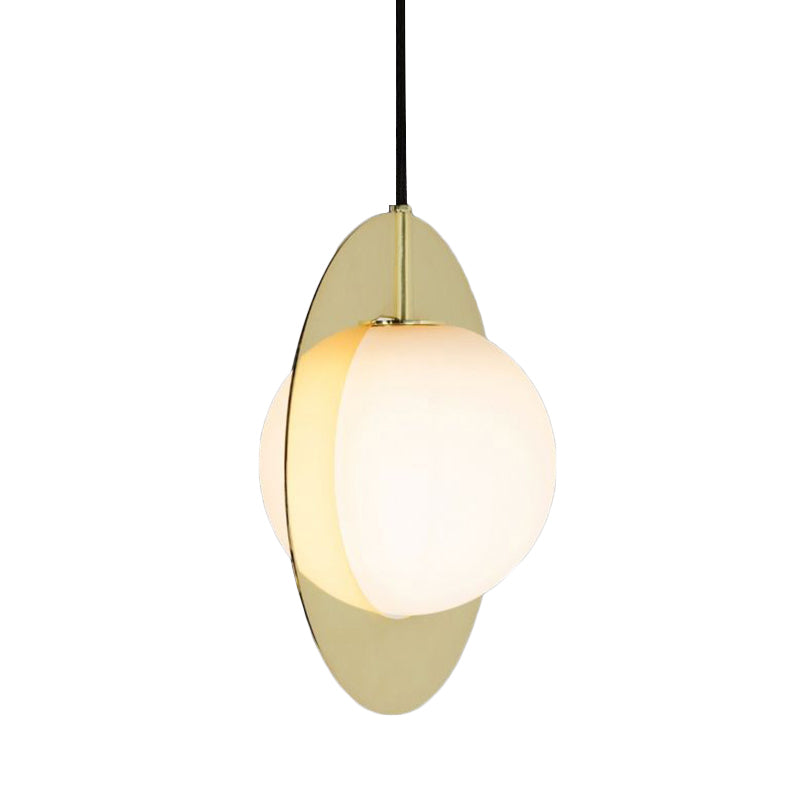Lámpara colgante de vidrio blanco globe posmoderno 1 cabeza colgante de techo con anillo de oro