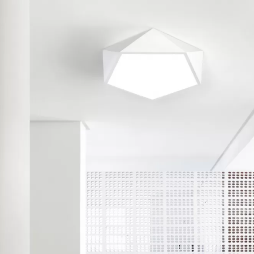 Plafonnier encastré pentagone nordique en métal LED pour chambre à coucher