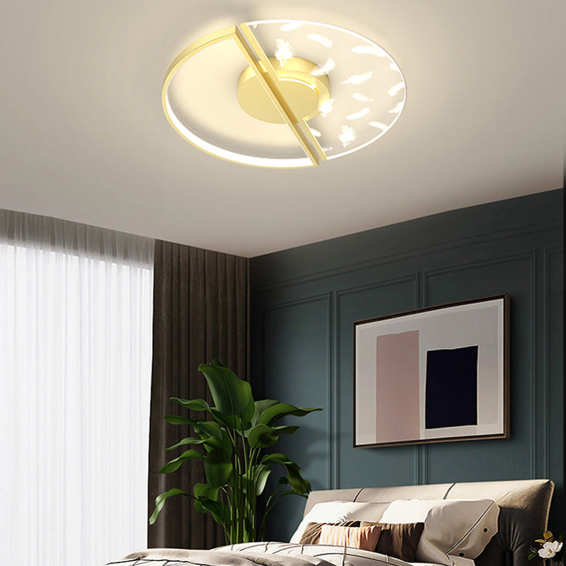Stagger Geometric Feather LED Ceiling Fixture in Modern Creative Style Wrought Iron Indoor Ceiling Light in Gold
