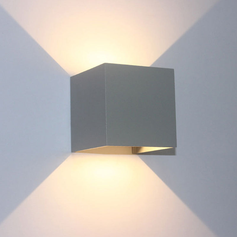 Moderne minimalistische stijl vierkante wand gemonteerd verlichtingsbeveiliging metalen 2 lichten wandlampen