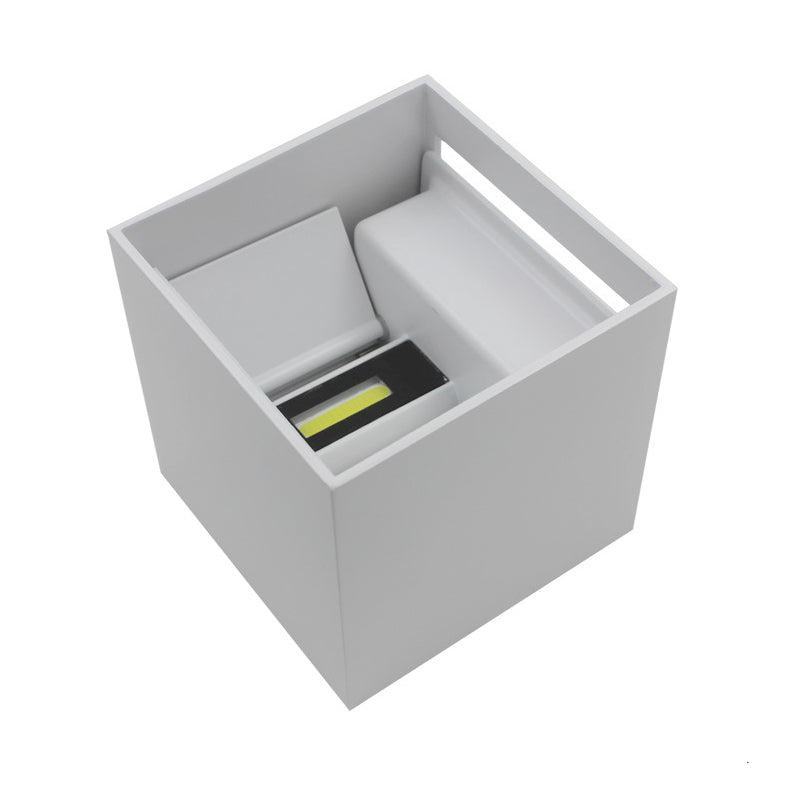 Moderne minimalistische stijl vierkante wand gemonteerd verlichtingsbeveiliging metalen 2 lichten wandlampen