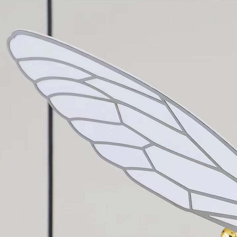 Goldflügelhänge -Lampen -Gerät Einfachheit LED Acrylheizbeleuchtung für Esszimmer