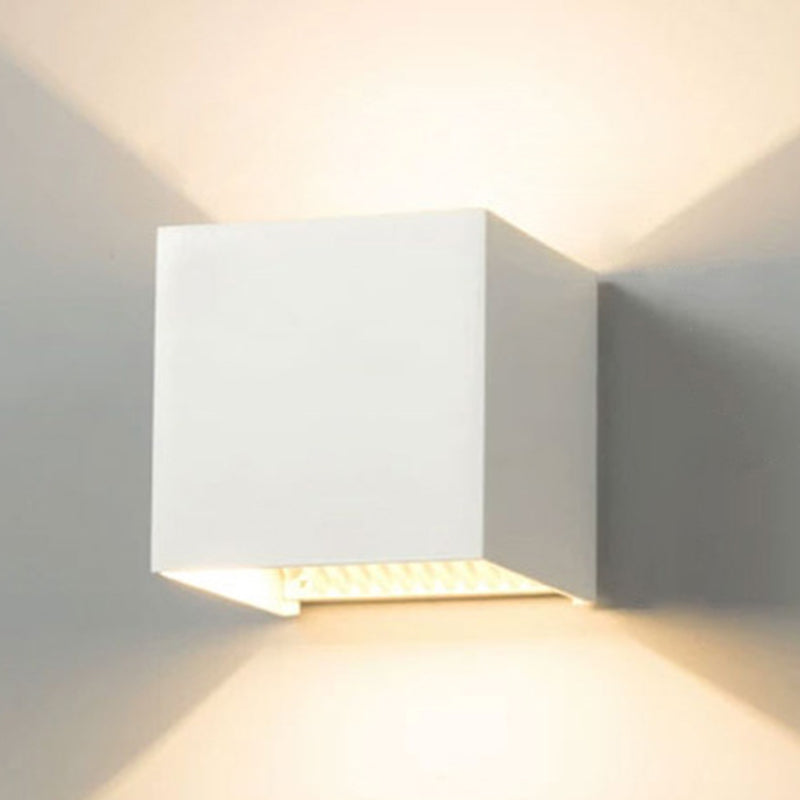 Modern Minimalist Style Geometrical Wall Mounted Light Fixture Metal 2 Lights Wall Lights