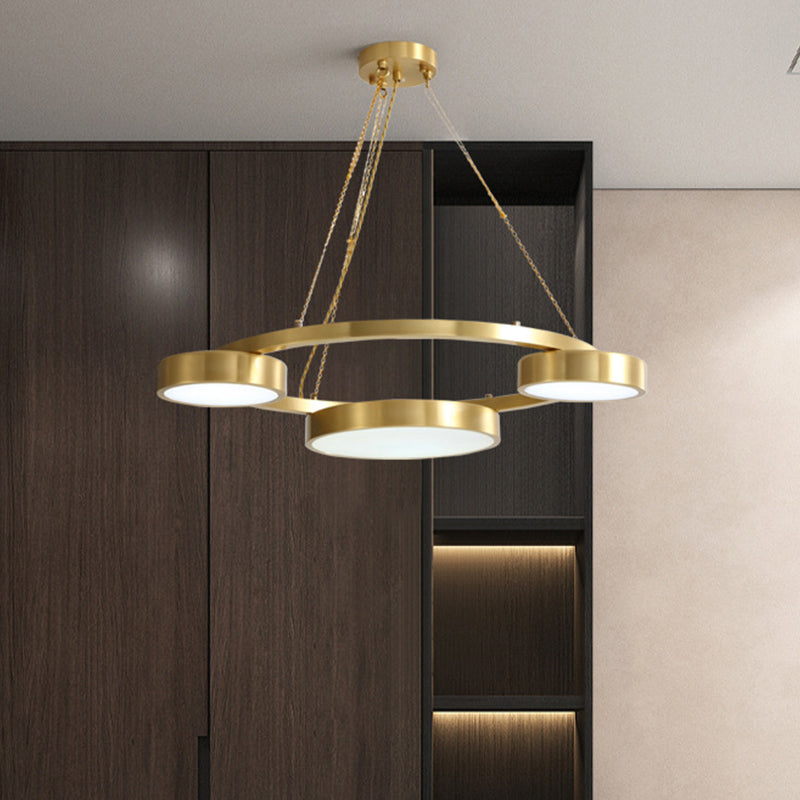 Postmoderne rond Hanging Light Metal 3 LICTES SALLE DUAGNE PLAFICE PLAFICATION EN BRASS