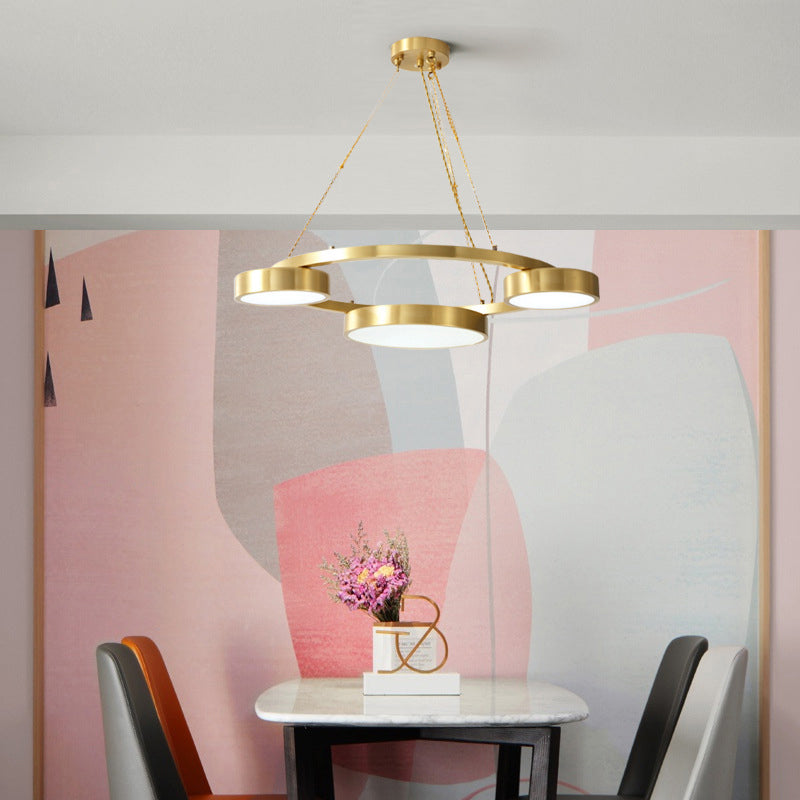 Postmoderne rond Hanging Light Metal 3 LICTES SALLE DUAGNE PLAFICE PLAFICATION EN BRASS