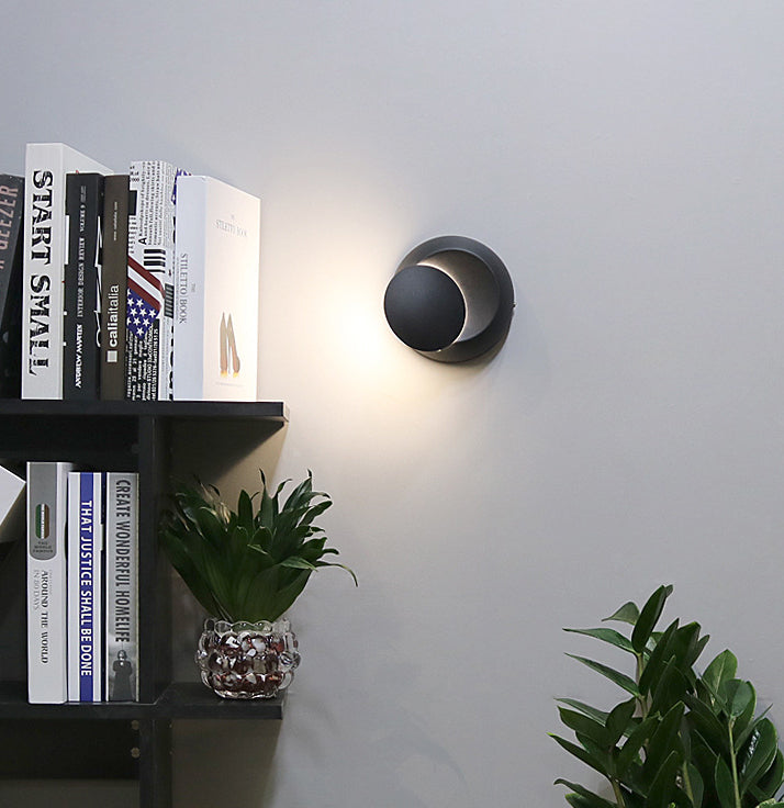 Modern Minimalist Style Rotatable Circular Wall Sconce Lighting Metal Wall Light