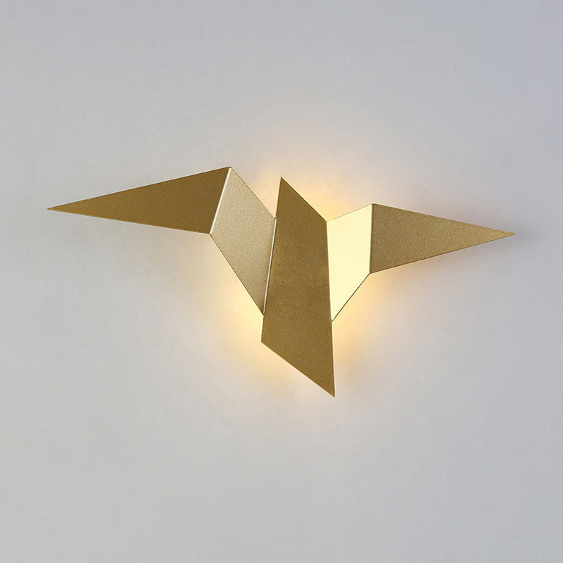 Flying Birds Creative Shaped LED Wall Sconces Post-modern Style Minimalism Metal Wall Light for Bedroom Living Room