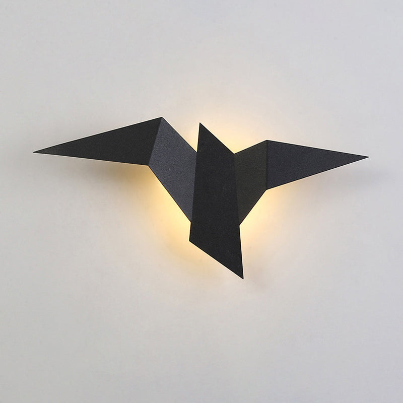 Flying Birds Creative Shaped LED Wall Sconces Post-modern Style Minimalism Metal Wall Light for Bedroom Living Room