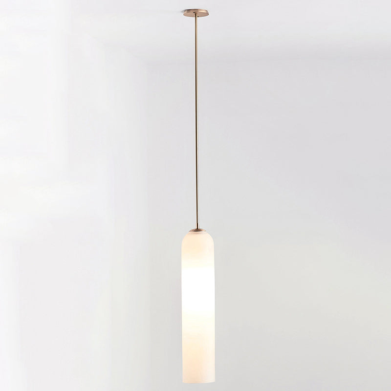 Répandiment de la lampe à pension de pendentif tubulaire minimaliste.