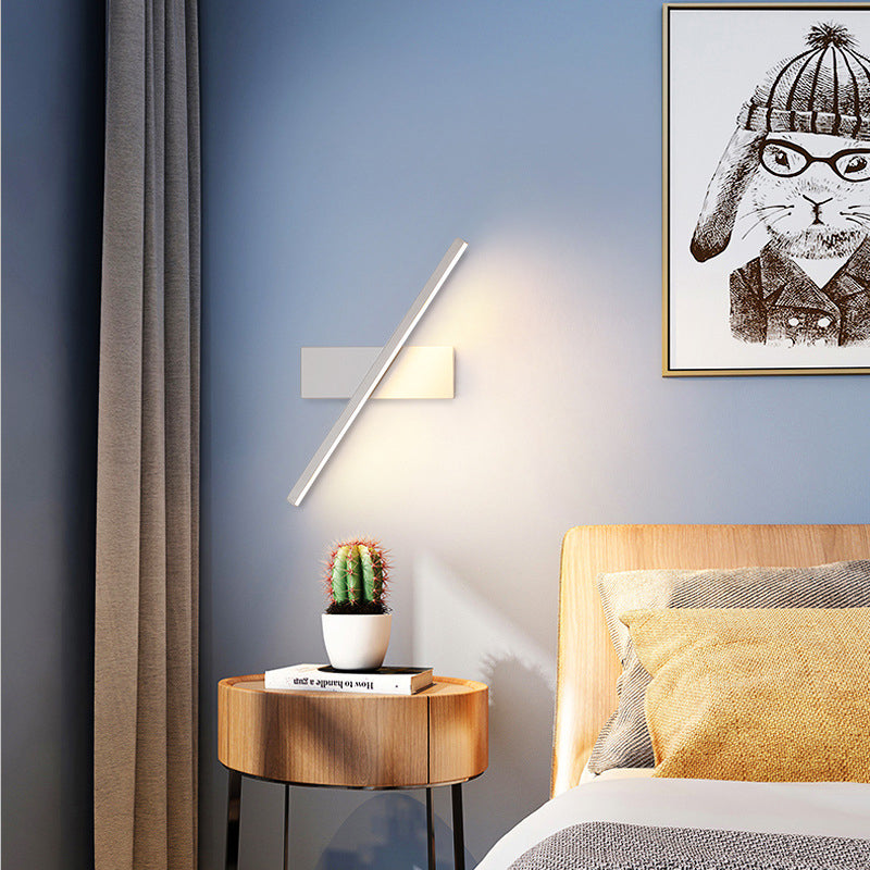 Moderne minimalistische stijl lineaire wandgemonteerde verlichtingsbeveiliging metaal 1 lichte wandwanden voor slaapkamer