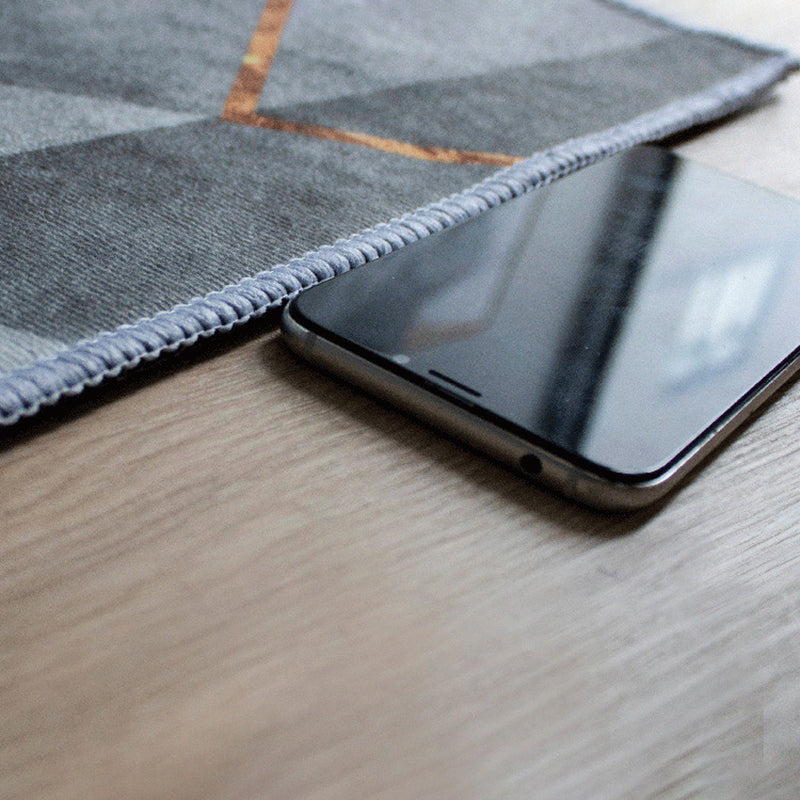 Trendy Modern Rug With Feather and Floral Print Creative Rectangle Carpet Polyester Anti-Slip Backing Rug for Living Room