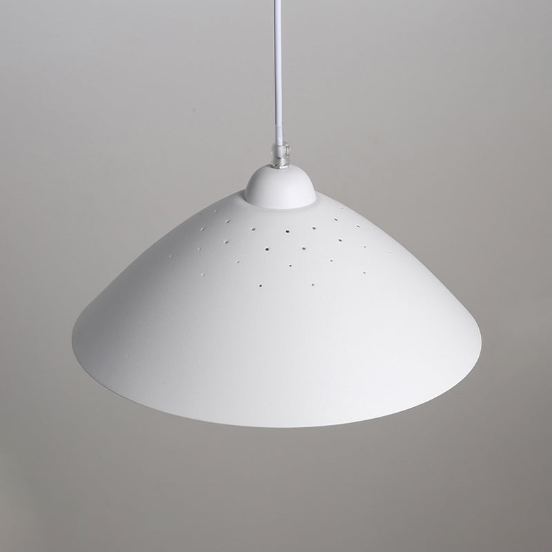 Lámpara colgante de metal cónico Contemporáneo 1 Luz de péndulo negro/blanco Luz para comedor