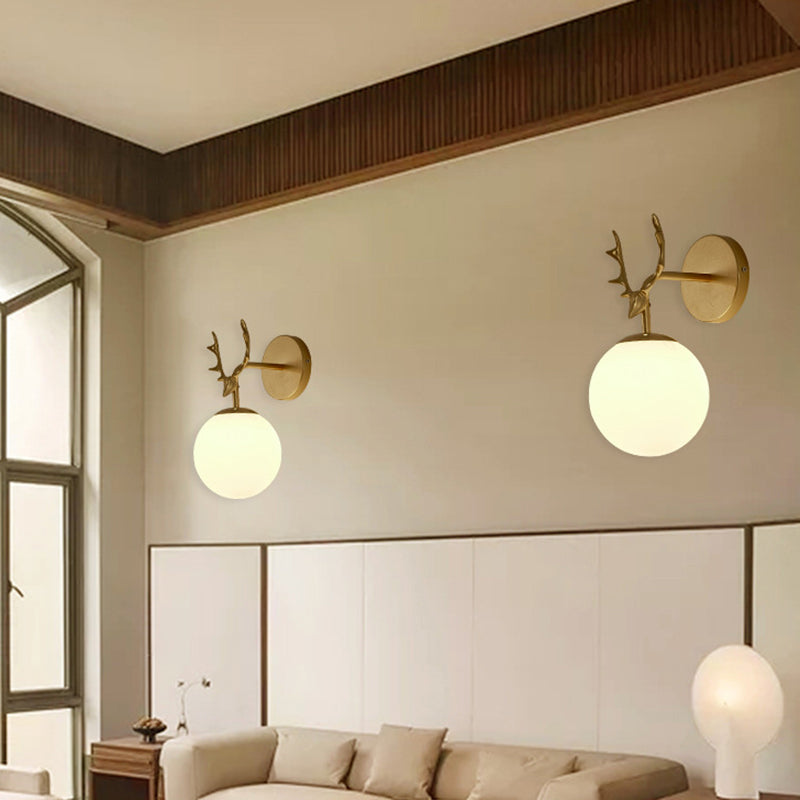 Antler in metallo Design Lampada da muro a parete Simplicità Nordic Orb Glass Sconce Lights per soggiorno corridoio