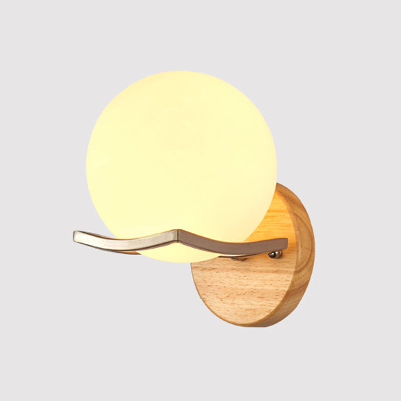 Legno in legno massiccio Lampada montati a parete a parete a 1 illuminazione a 1 illuminazione sumiera con tonalità di vetro bianco