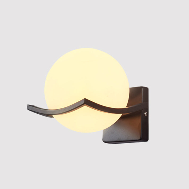 Estilo nórdico de madera de montaje de pared de madera leche blanca tono de globo sencillez luz para el dormitorio para el dormitorio