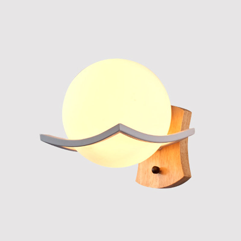 Estilo nórdico de madera de montaje de pared de madera leche blanca tono de globo sencillez luz para el dormitorio para el dormitorio