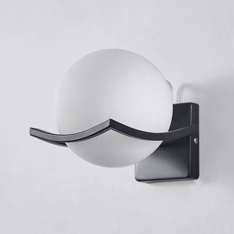 Estilo nórdico de madera de montaje de pared de madera leche blanca tono de globo sencillez luz para el dormitorio para el dormitorio