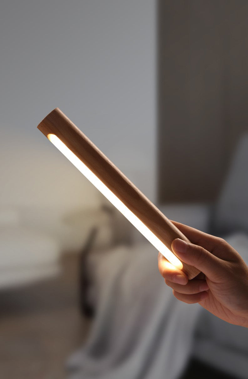 Lámpara de pared LED de madera maciza de 360 ​​° de 360 ​​° Cargo USB de estilo moderno de estilo cilíndrico para la cama para la cama