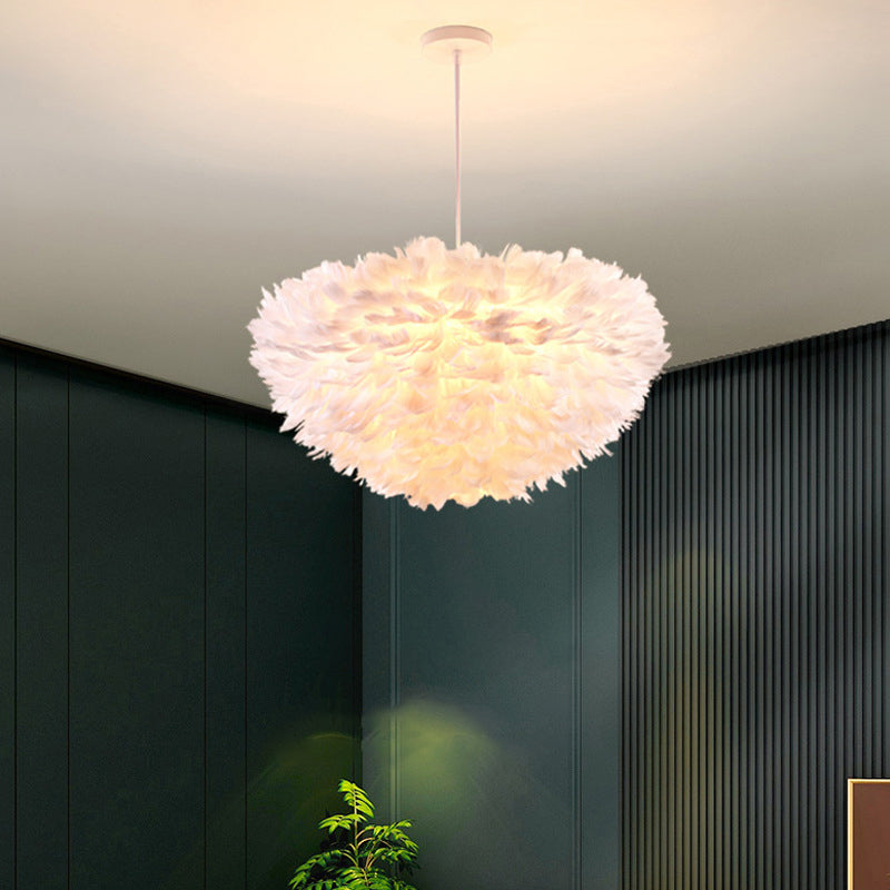 Lampadello a sospensione regolabile leggero moderno semplicità Globe Feather Affermazione per la camera da letto