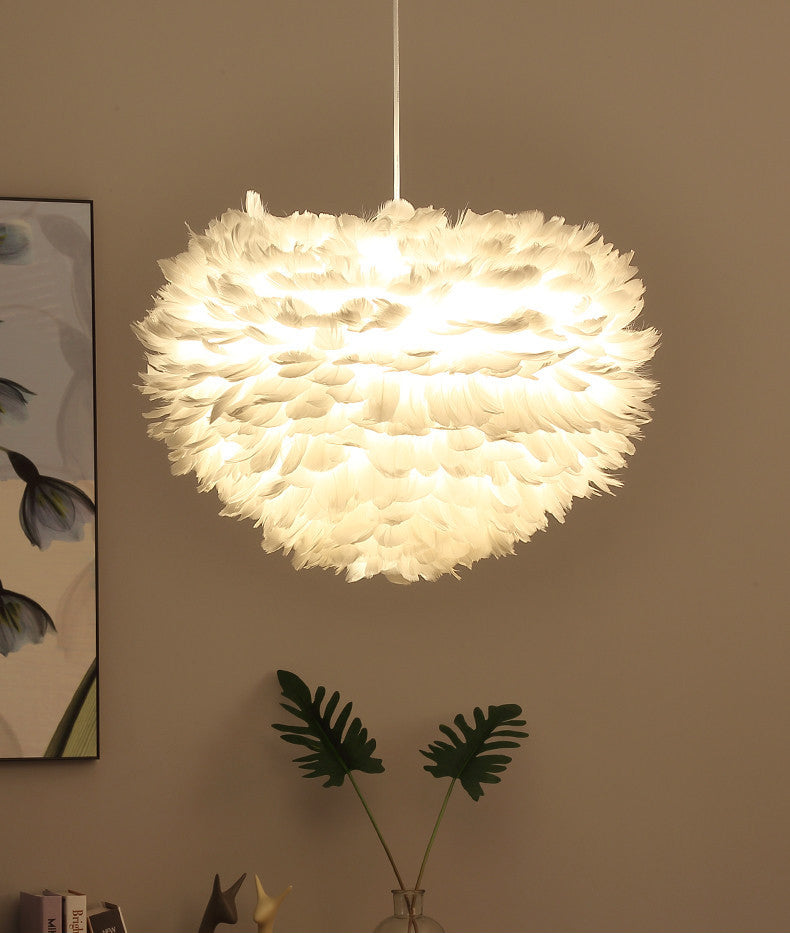 Lampadello a sospensione regolabile leggero moderno semplicità Globe Feather Affermazione per la camera da letto
