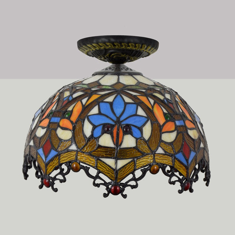 12"/16" W Baroque Scalloped Flush Mount Lighting 1 Bulb Handcrafted Stained Glass Ceiling Lamp in Black