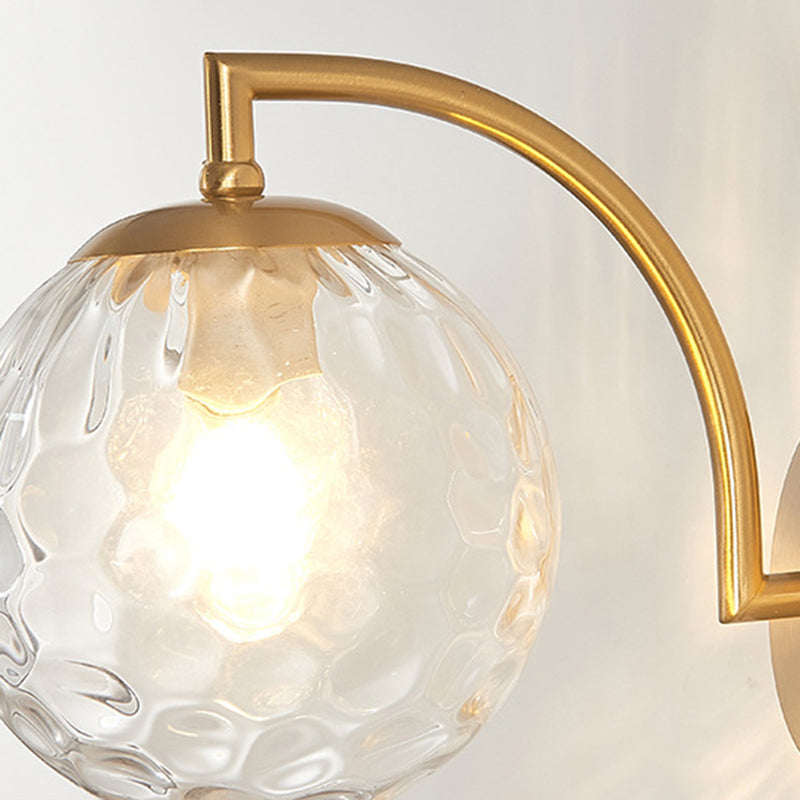 Luce da parete globo in vetro a 1 luce Nordic Luce da letto 7,5 "H Apparecchio di illuminazione con braccio in metallo ad arco