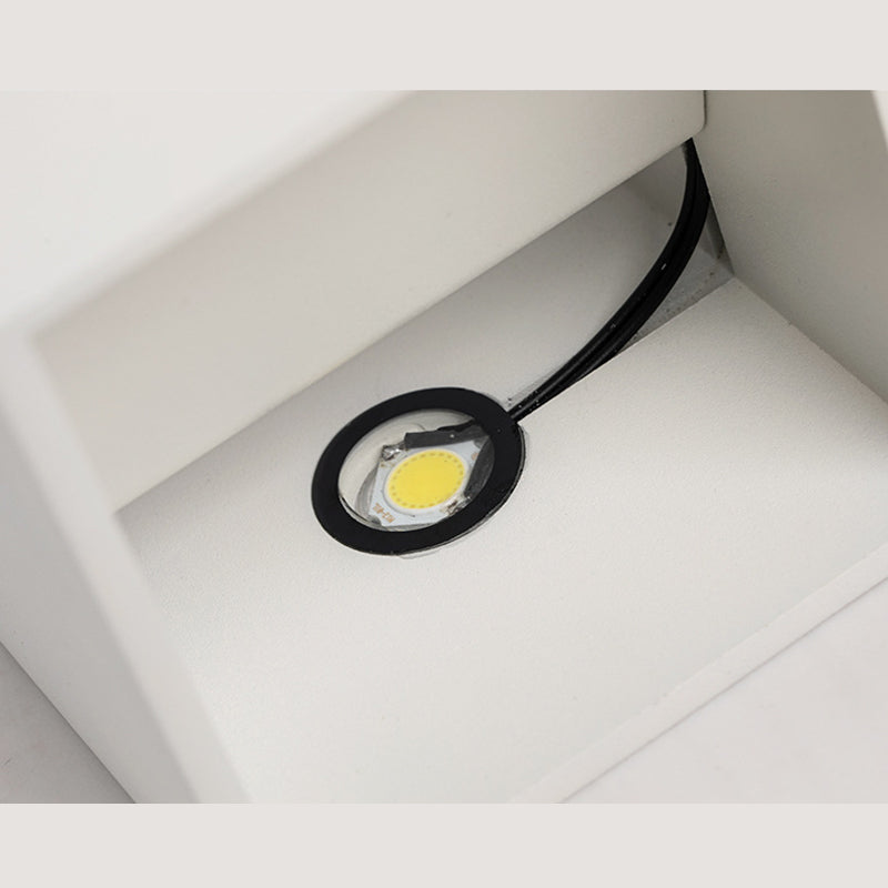 Nordic Style Minimalism LED Wall Lamp Creative Layered Metal Shaped Home Decorative Sconce Light for Bedroom