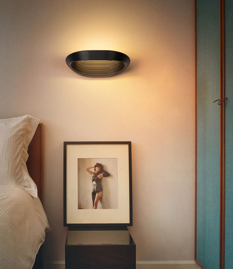 Nordic Style Minimalism LED Wall Lamp Creative Layered Metal Shaped Home Decorative Sconce Light for Bedroom