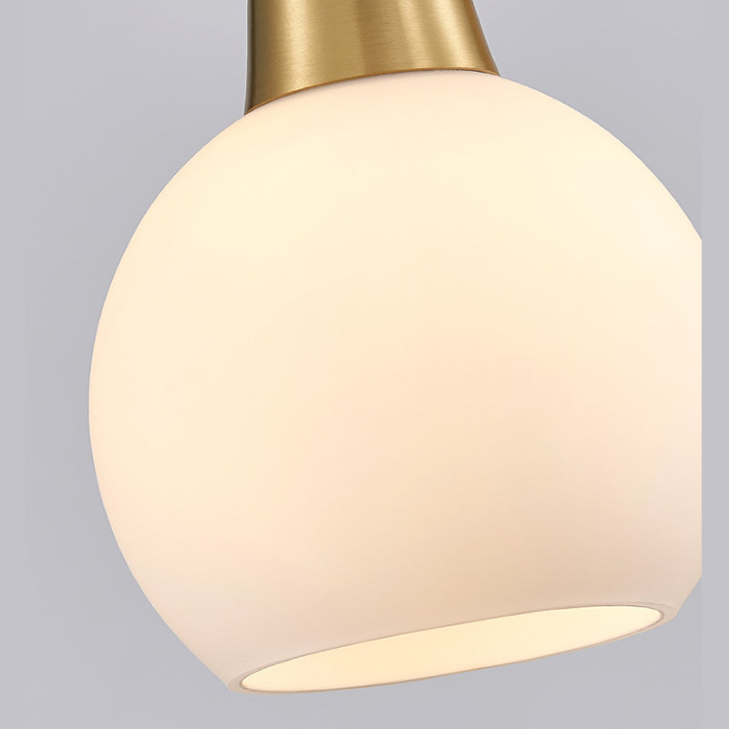 Messing gewei, lampje Noordse stijl metaalhangend licht met koepel melkglas tint