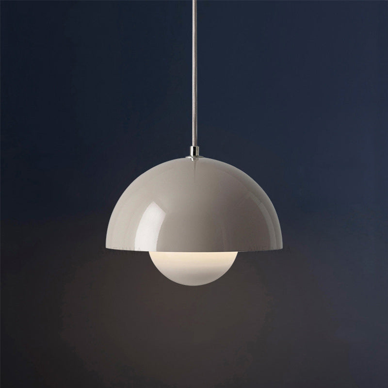 Modern Minimalist Style Globe Ceiling Pendant Light 1 Light Pendant Lighting with Metal Shade