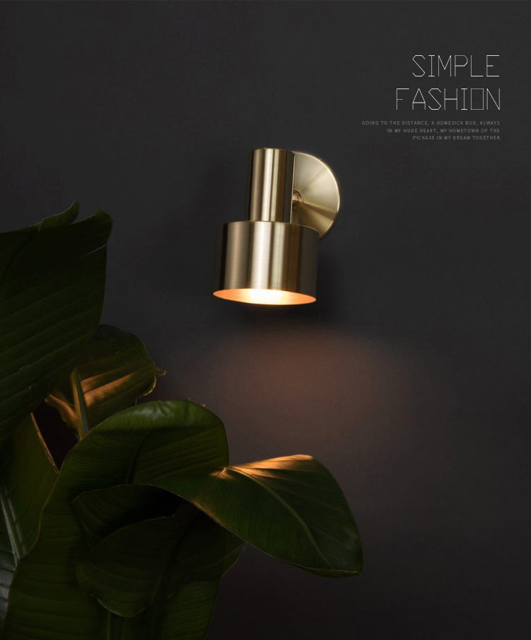 7.5" H Torch Shaped Metal Wall Lamp 1-Light Post-modern Style Sconce Lights in Gold