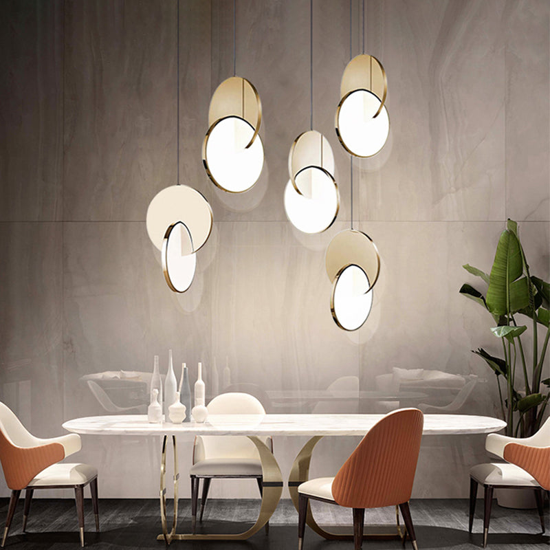 Embedded Round Piece Creative LED Hanging Light Post-modern Style Metal Pendant Lamp for Coffee Shop Restaurants