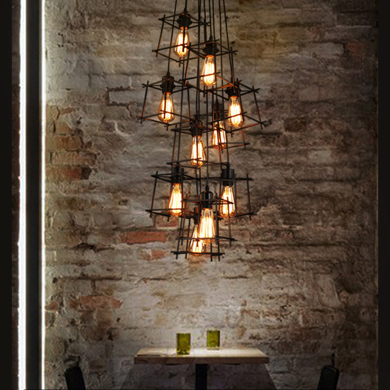 Luz colgante geométrica negra en araña de hierro forjado de estilo vintage industrial con marco de hierro