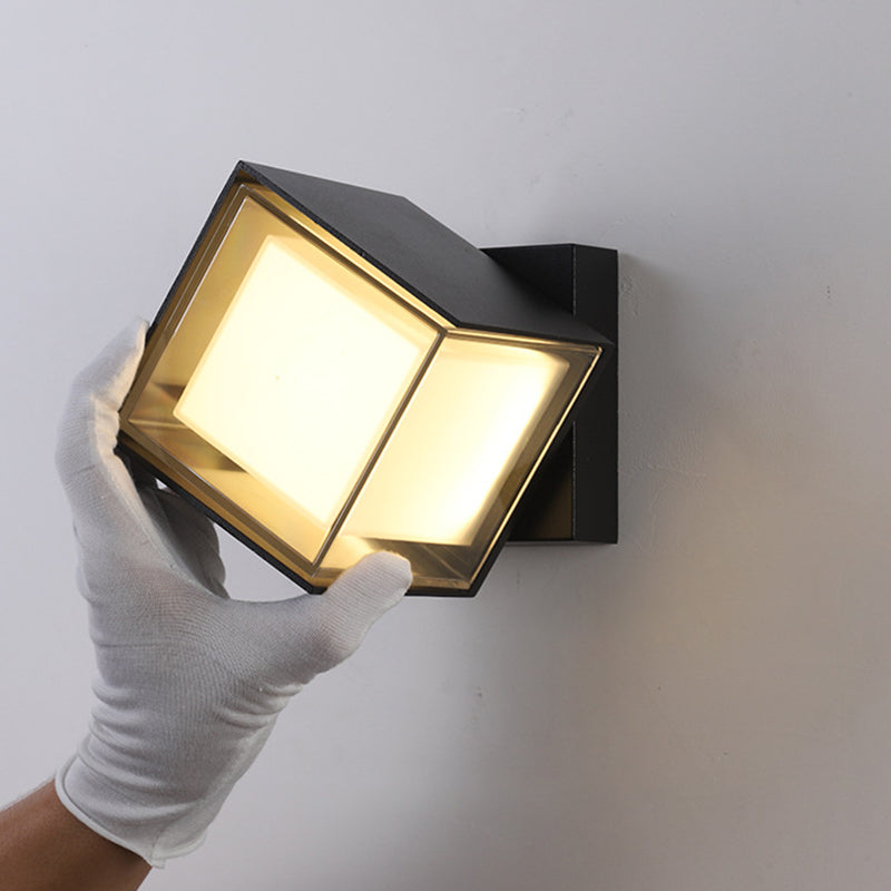 Lámpara de pared LED rotativa cuadrada con sombra acrílica transparente al aire libre de iluminación impermeable al aire libre