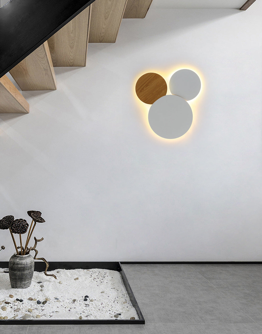 Round Simplicity Metal LED Wall Lamp Contemporary Style Staircase Corridor Sconce Lighting Fixture