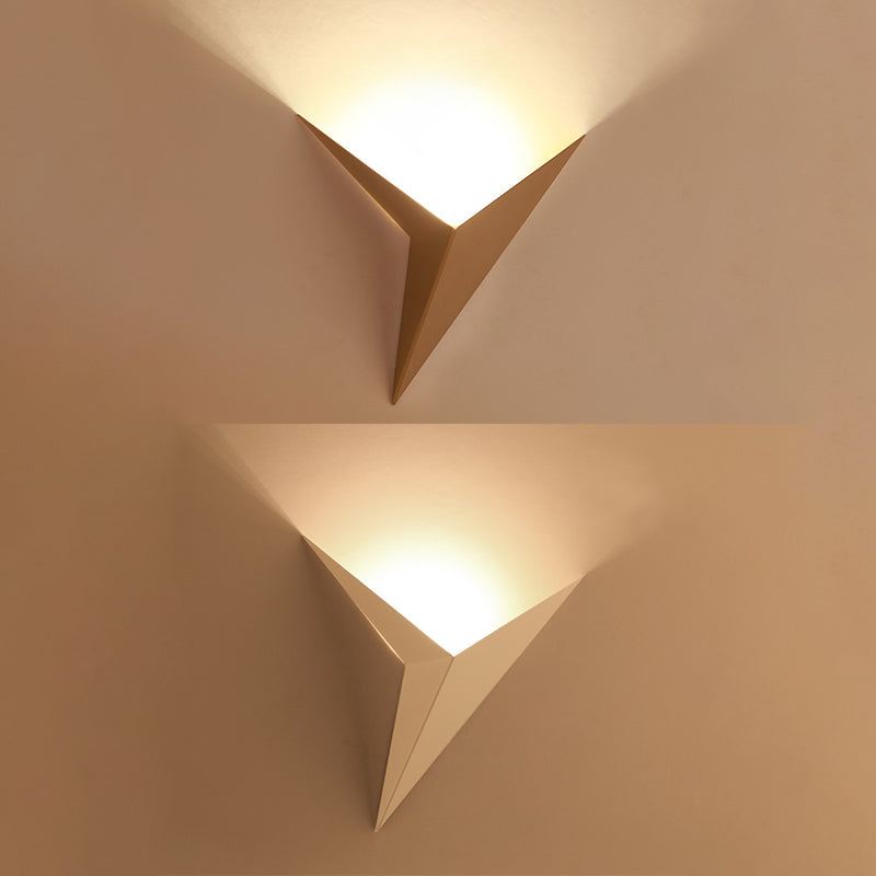Minimalisme Metaal driehoek LED SCONCE LAMP MODERNE STIJL GEOMETRISCHE WANDELEMENT LICHT VOOR AISLE TRAPEN