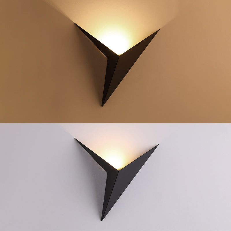 Minimalisme Metaal driehoek LED SCONCE LAMP MODERNE STIJL GEOMETRISCHE WANDELEMENT LICHT VOOR AISLE TRAPEN