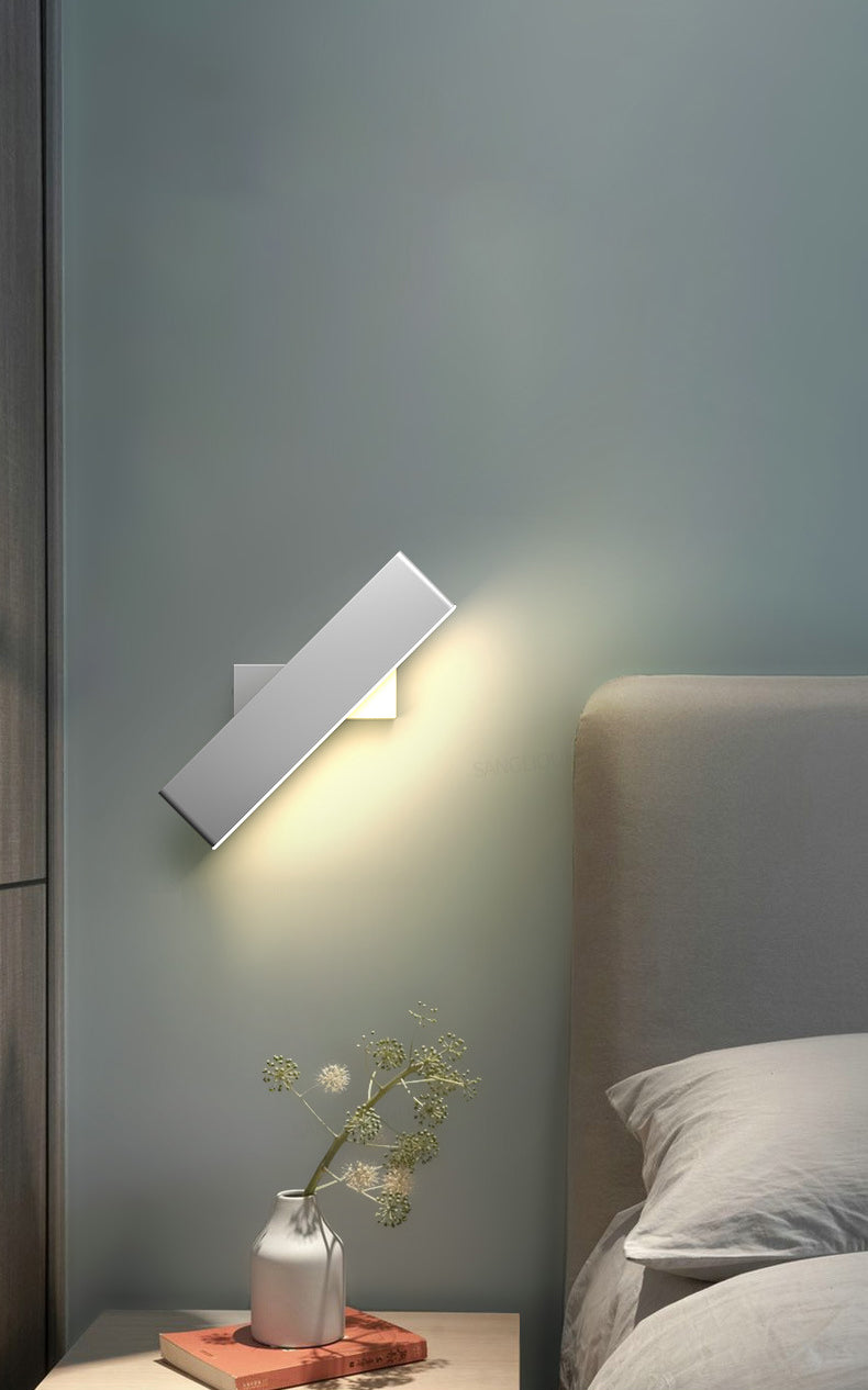 Amplia de pared de hierro forjado rectangular en una moderna lámpara de pared de macarrón de estilo minimalista con sombra acrílica