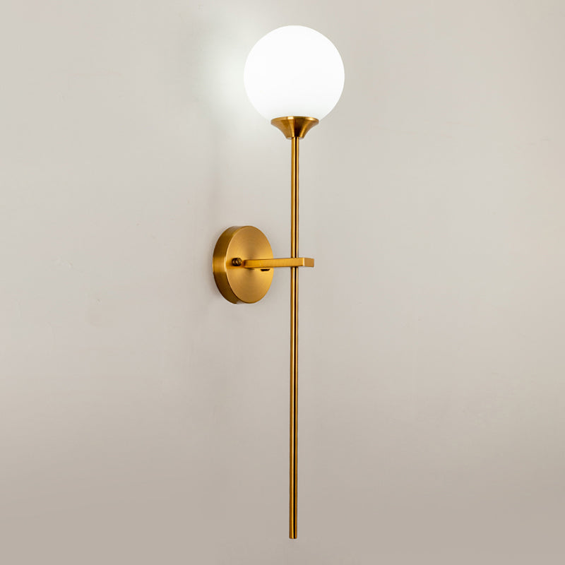 1-Light Wall Light in Modern Luxury Style Wrought Iron Wall Sconce with Globe Glass Shade