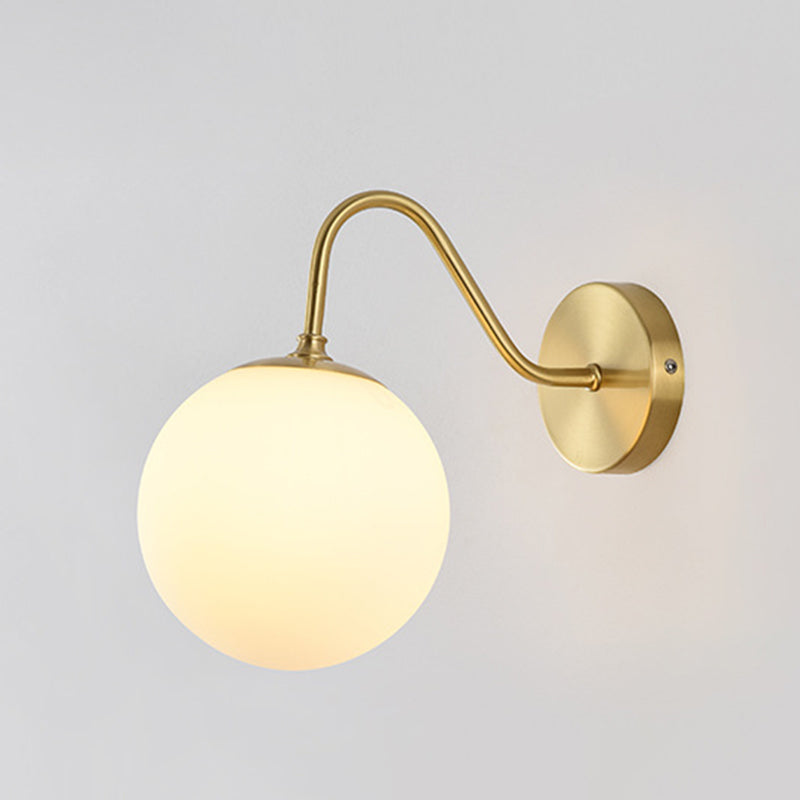 Zeitgenössische globale Wandmontagleuchte Milchglas Wandmontagelampe für das Restaurant
