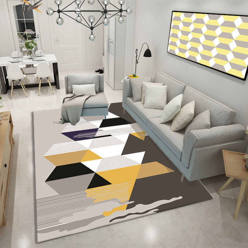 Multicolored Triangle Printed Area Rug Modern Funky Polyester Carpet Non-Slip Backing Indoor Carpet for Home Decoration