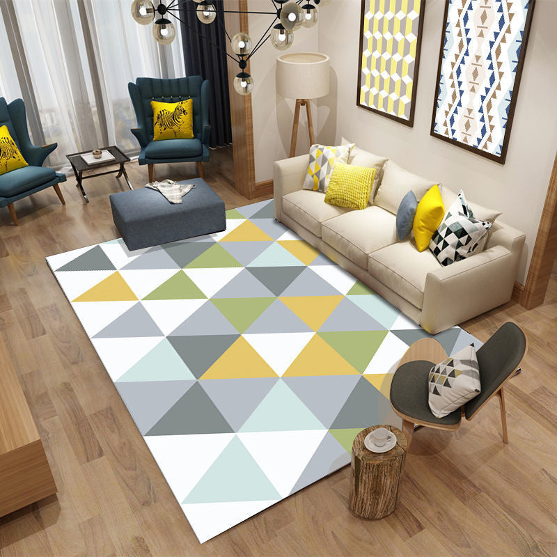 Multicolored Triangle Printed Area Rug Modern Funky Polyester Carpet Non-Slip Backing Indoor Carpet for Home Decoration