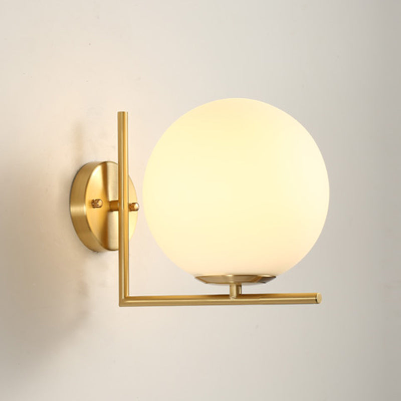 Luz de pared LED de globo de oro en simplicidad moderna Splique de pared de cobre con sombra de vidrio esmerilado